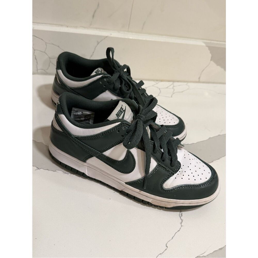 Nike Dunk Low Michigan State ("Team Green") - Big Kids 7y
